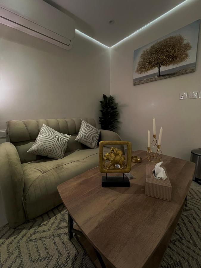 Villa استديو مع جلسة خارجية بدخول ذكي Riad Exterior foto